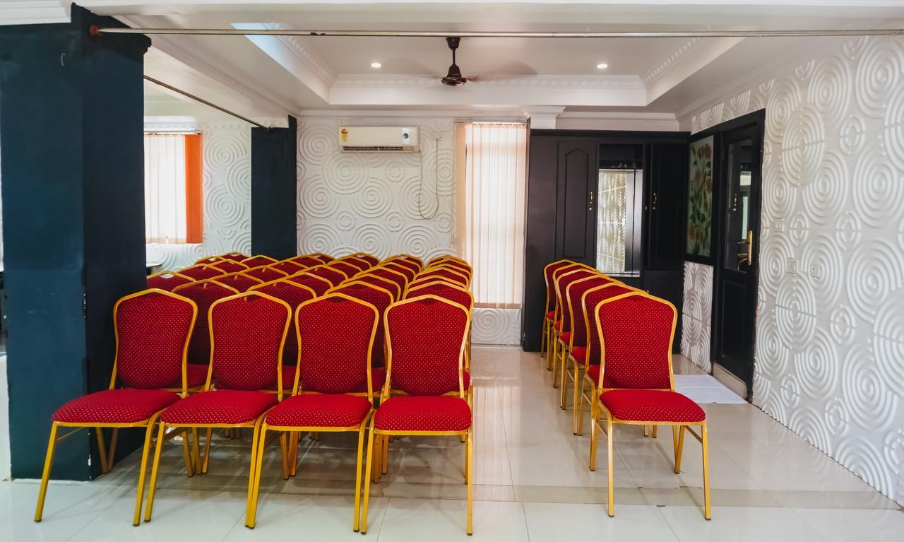 Chothys Park Hotel Thiruvananthapuram Zewnętrze zdjęcie